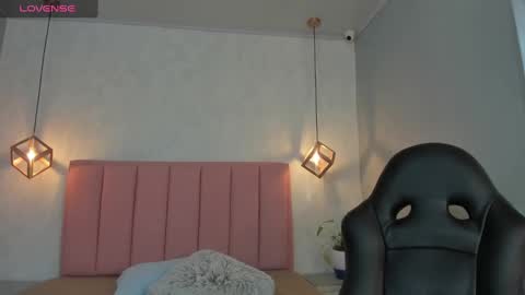  S U N N Y online show from 17, 9, 2025