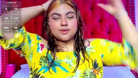 Snapshot of sunnyhoney_ chatting on 17, 6, 2026 Sunny online show from 17, 6, 2026
