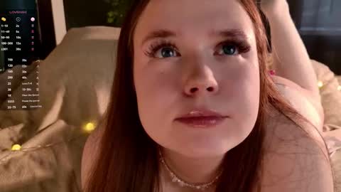 Snapshot of sunnyrisha chatting on 4, 10, 2025 Risha online show from 4, 10, 2025