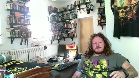Snapshot of sunr1sa chatting on 25, 5, 2026 sunr1sa online show from 25, 5, 2026