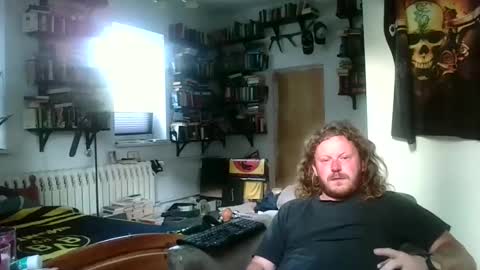 Snapshot of sunr1sa chatting on 27, 5, 2026 sunr1sa online show from 27, 5, 2026