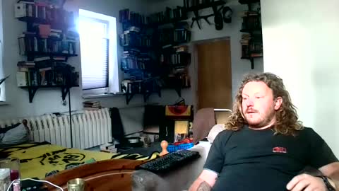 Snapshot of sunr1sa chatting on 22, 7, 2026 sunr1sa online show from 22, 7, 2026