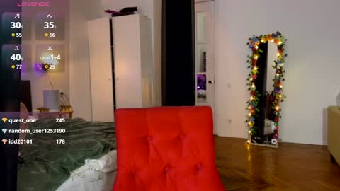 Lina online show from 12, 12, 2024