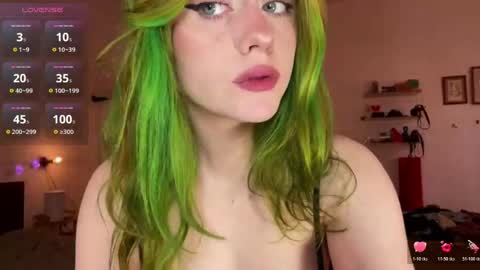 Lina online show from 9, 6, 2026