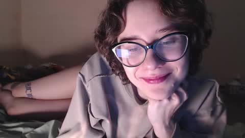 Hella online show from 6, 11, 2025