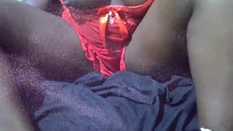 Snapshot of suoergila chatting on 4, 11, 2025 Liz online show from 4, 11, 2025