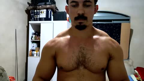 Snapshot of superbigmr chatting on 22, 7, 2026 james online show from 22, 7, 2026