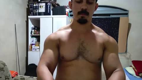 Snapshot of superbigmr chatting on 29, 7, 2026 james online show from 29, 7, 2026