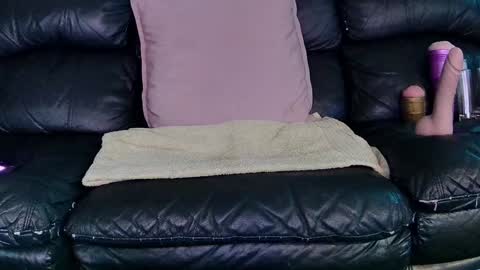 Thomas online show from 5, 1, 2025