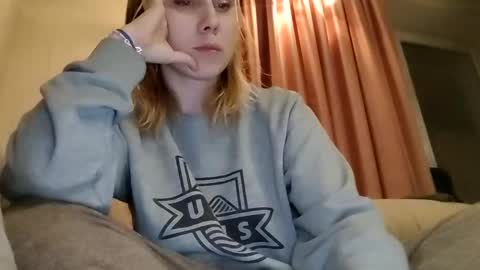 Snapshot of supereasyx chatting on 14, 1, 2025 Annie online show from 14, 1, 2025