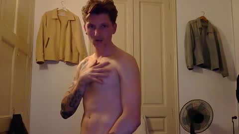 Snapshot of superhardxxxx chatting on 13, 12, 2025 Ctrl My Body online show from 13, 12, 2025