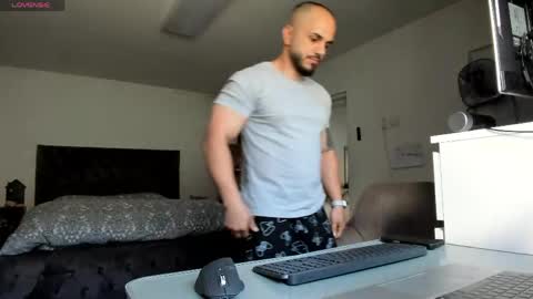 supermanboyxxl online show from 16, 4, 2026