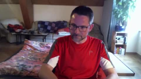 supersquirrel81 online show from 5, 4, 2026