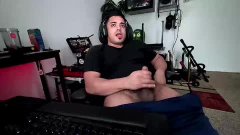 Snapshot of supertoaster69 chatting on 14, 1, 2026 supertoaster69 online show from 14, 1, 2026