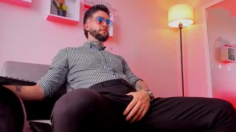 supreme_alpha_ online show from 26, 11, 2025