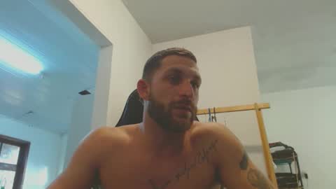 Snapshot of surfdog95 chatting on 11, 9, 2025 surfdog95 online show from 11, 9, 2025