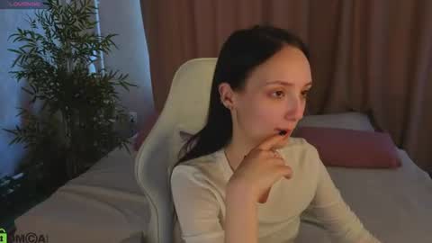 Annie online show from 3, 7, 2026