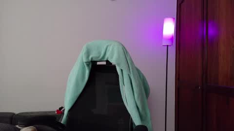 Snapshot of susanaduncann chatting on 15, 4, 2026 Susana online show from 15, 4, 2026