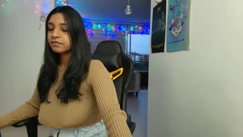 Andrea - Migue online show from 16, 2, 2025