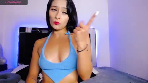 Susanyrosa online show from 12, 6, 2026