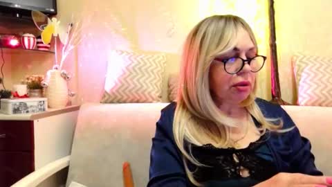 SusiexNoreen online show from 6, 3, 2026