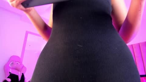 Sussan Nicole  online show from 16, 10, 2025