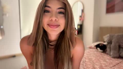 Snapshot of sussanf_ chatting on 6, 12, 2024  Susy  online show from 6, 12, 2024