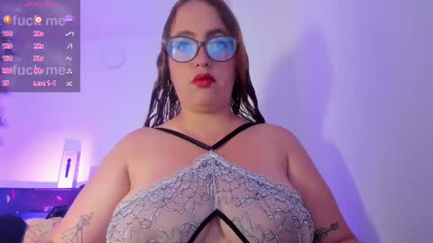 Snapshot of sussanmiller_ chatting on 27, 1, 2025 sussanmiller_ online show from 27, 1, 2025