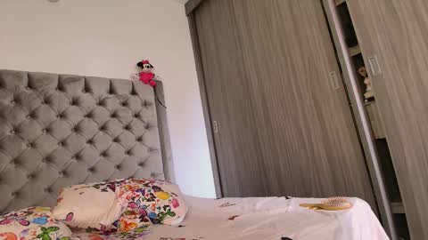 Andrea online show from 4, 11, 2025