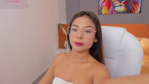 sussy_sweet4u online show from 1, 3, 2025