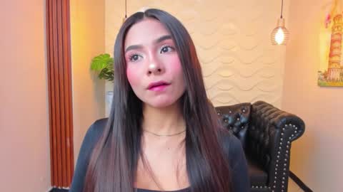 sussy_sweet4u online show from 28, 9, 2025