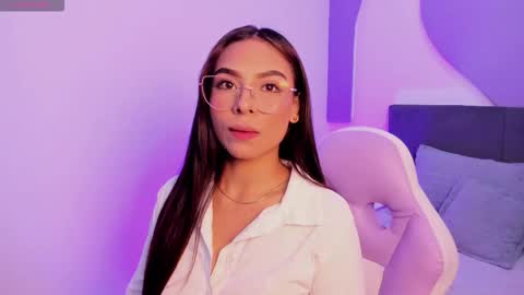 sussy_sweet4u online show from 6, 11, 2025