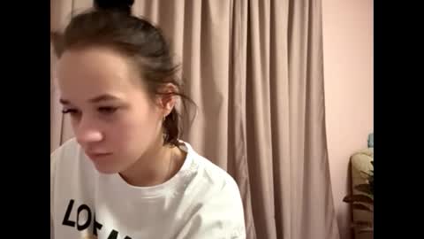 Snapshot of suzettebayouth chatting on 15, 9, 2025 Lilu online show from 15, 9, 2025