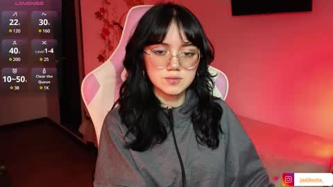 Snapshot of suzumi_ chatting on 5, 12, 2024 Jadde online show from 5, 12, 2024