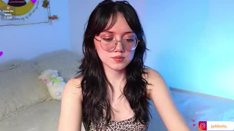 Snapshot of suzumi_ chatting on 15, 2, 2025 Jadde online show from 15, 2, 2025