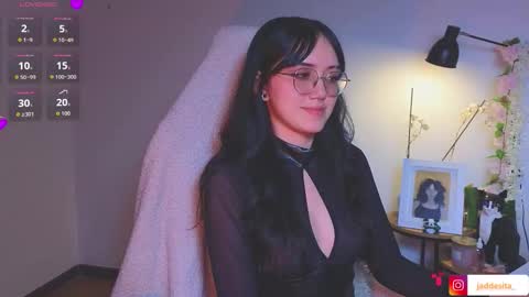 Snapshot of suzumi_ chatting on 3, 10, 2025 Jadde online show from 3, 10, 2025