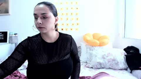 Suzy Amaya  online show from 27, 7, 2026