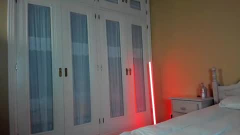 suzysuza online show from 25, 9, 2025