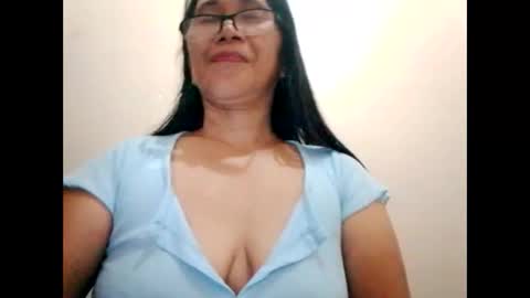 Snapshot of suzzie_hot chatting on 9, 2, 2025 suzzie_hot online show from 9, 2, 2025