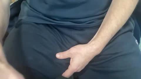 Snapshot of svscruz831 chatting on 19, 12, 2025 VersDad55 online show from 19, 12, 2025