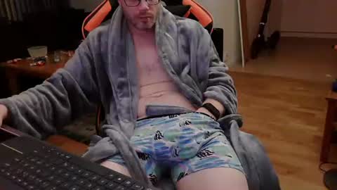 Snapshot of swe9090 chatting on 3, 12, 2024 swe9090 online show from 3, 12, 2024