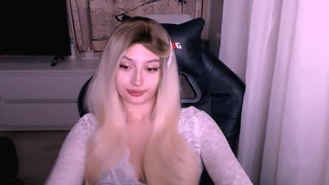 Kate online show from 1, 12, 2025