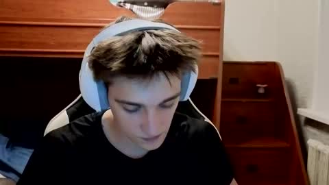 Snapshot of sweeetyangeel chatting on 27, 10, 2025 sweeetyangeel online show from 27, 10, 2025