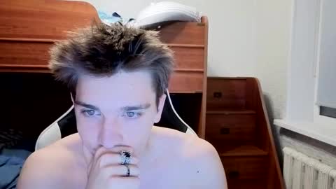 Snapshot of sweeetyangeel chatting on 30, 10, 2025 sweeetyangeel online show from 30, 10, 2025