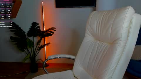 Sweet  Amily online show from 5, 11, 2025