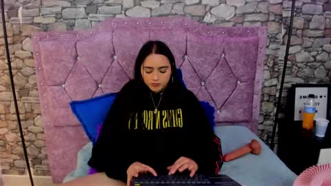 Snapshot of sweet__cherry1 chatting on 1, 5, 2026 sweet__cherry1 online show from 1, 5, 2026