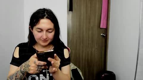 Snapshot of sweet__suck69bitch chatting on 4, 12, 2024 sweet__suck69bitch online show from 4, 12, 2024