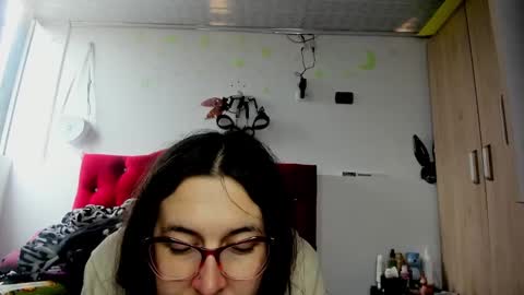 Snapshot of sweet__suck69bitch chatting on 5, 1, 2025 sweet__suck69bitch online show from 5, 1, 2025