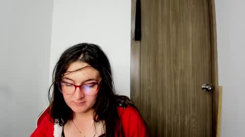 Snapshot of sweet__suck69bitch chatting on 28, 2, 2025 sweet__suck69bitch online show from 28, 2, 2025