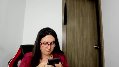 Snapshot of sweet__suck69bitch chatting on 5, 3, 2025 sweet__suck69bitch online show from 5, 3, 2025